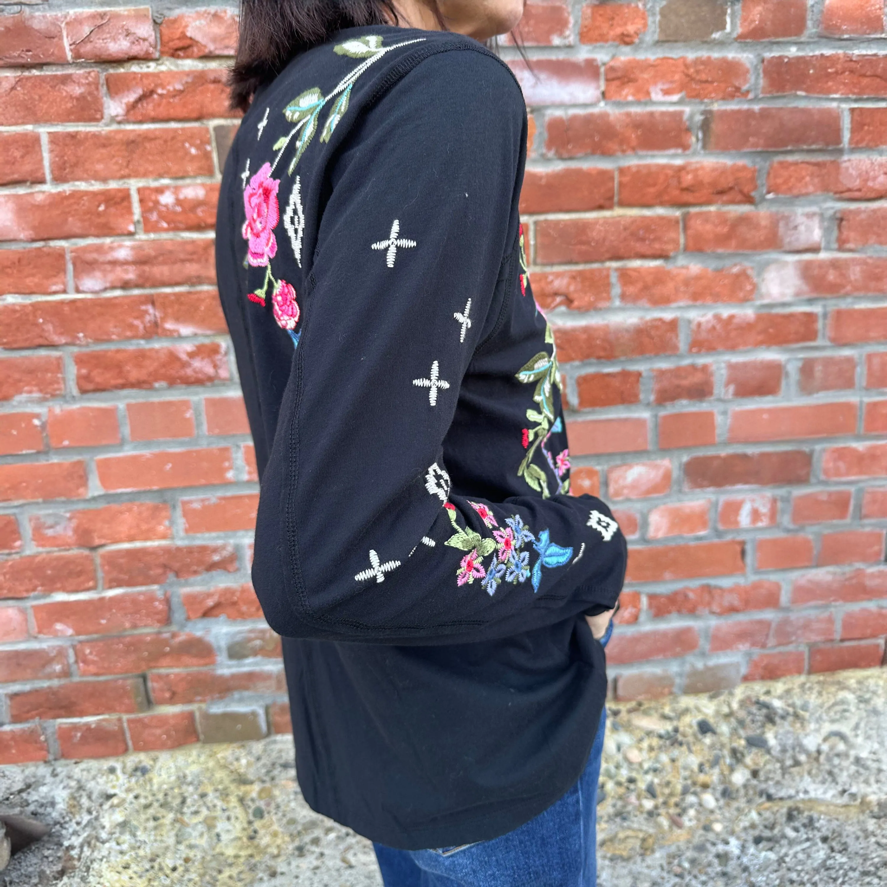Catia Black Henley - Johnny Was - J10825