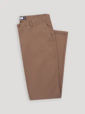 Everyday Pants | Modern Fit | 100% Cotton | Stretch | Tapered Bottom | Color: Brown