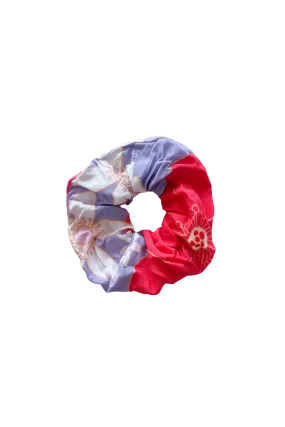 Finish the Look Scrunchie in Paradise Bloom