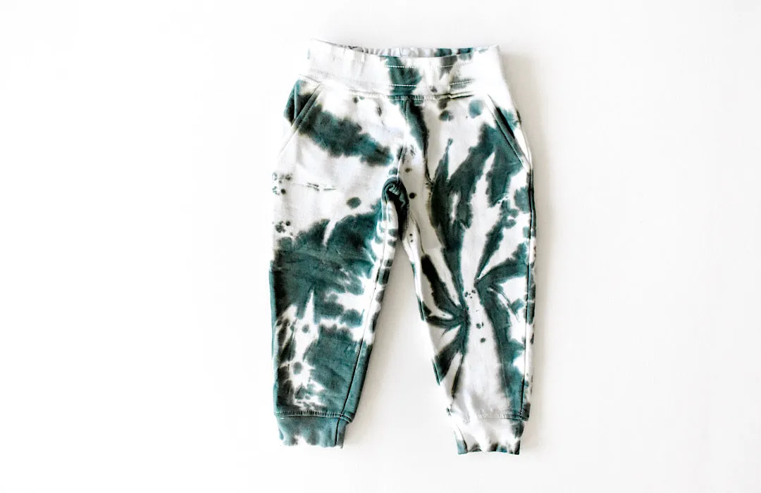 Kids Tie Dye Joggers in Dark Green