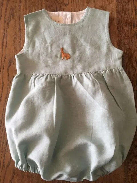 Tight back simple romper
