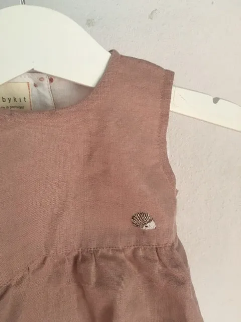 Tight back simple romper