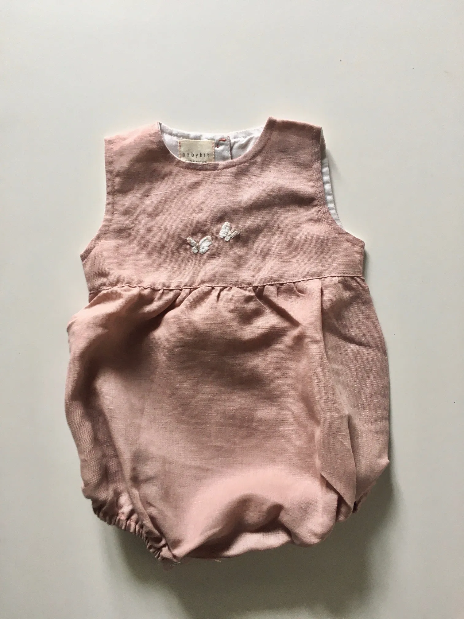 Tight back simple romper