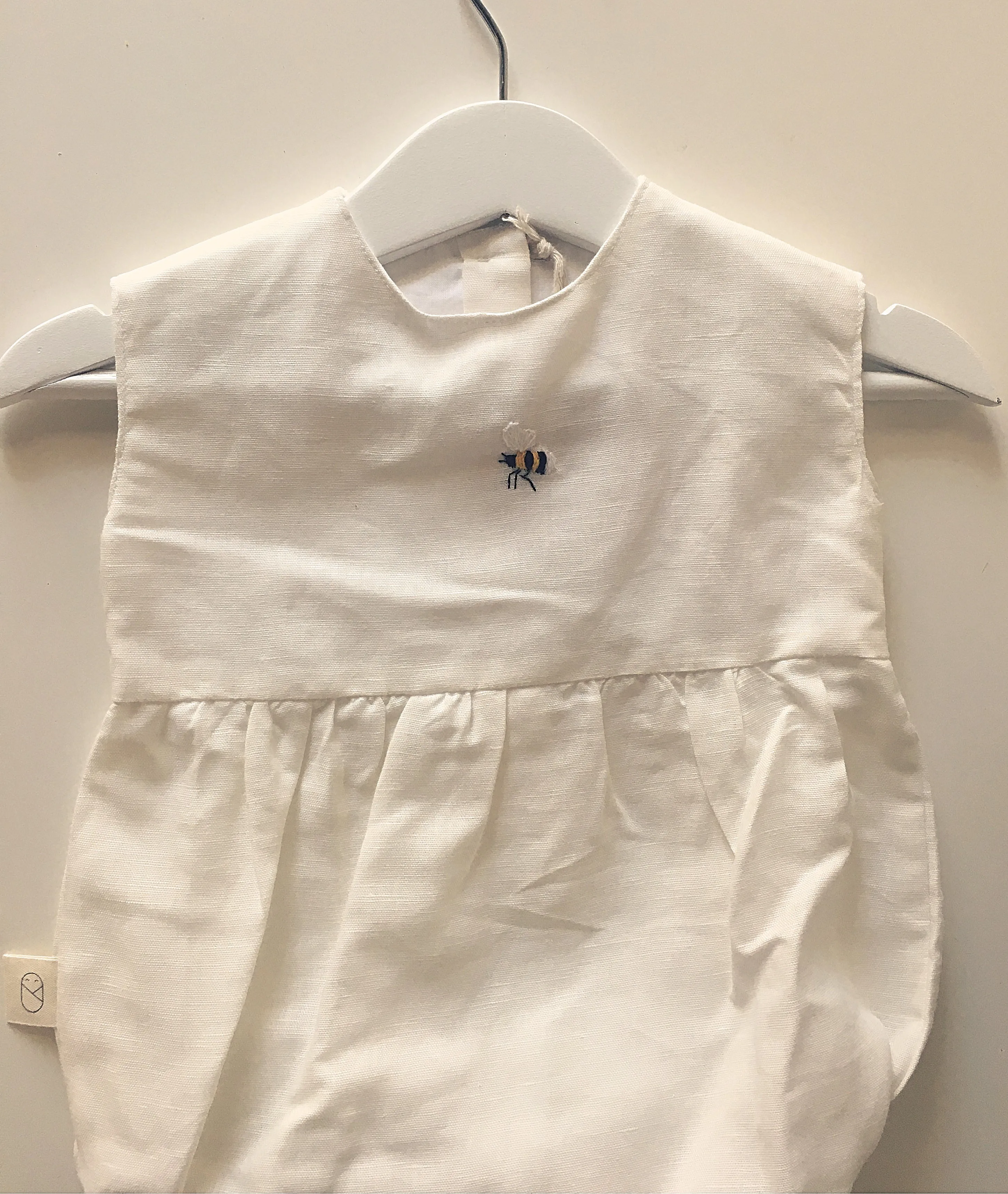 Tight back simple romper