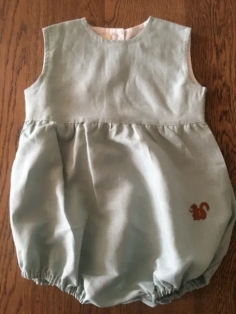 Tight back simple romper