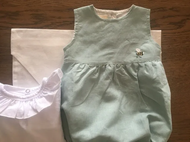 Tight back simple romper